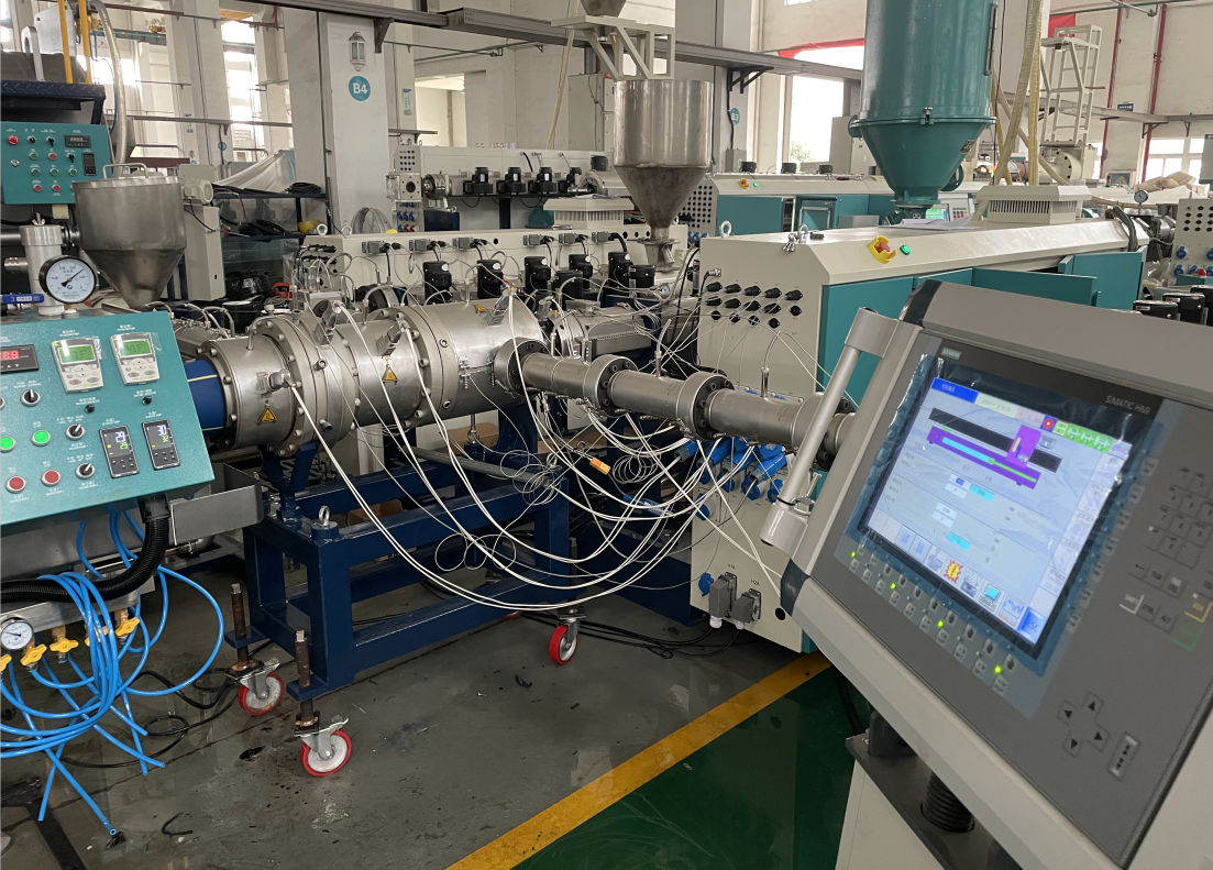 How to maintain compound material pipe production line