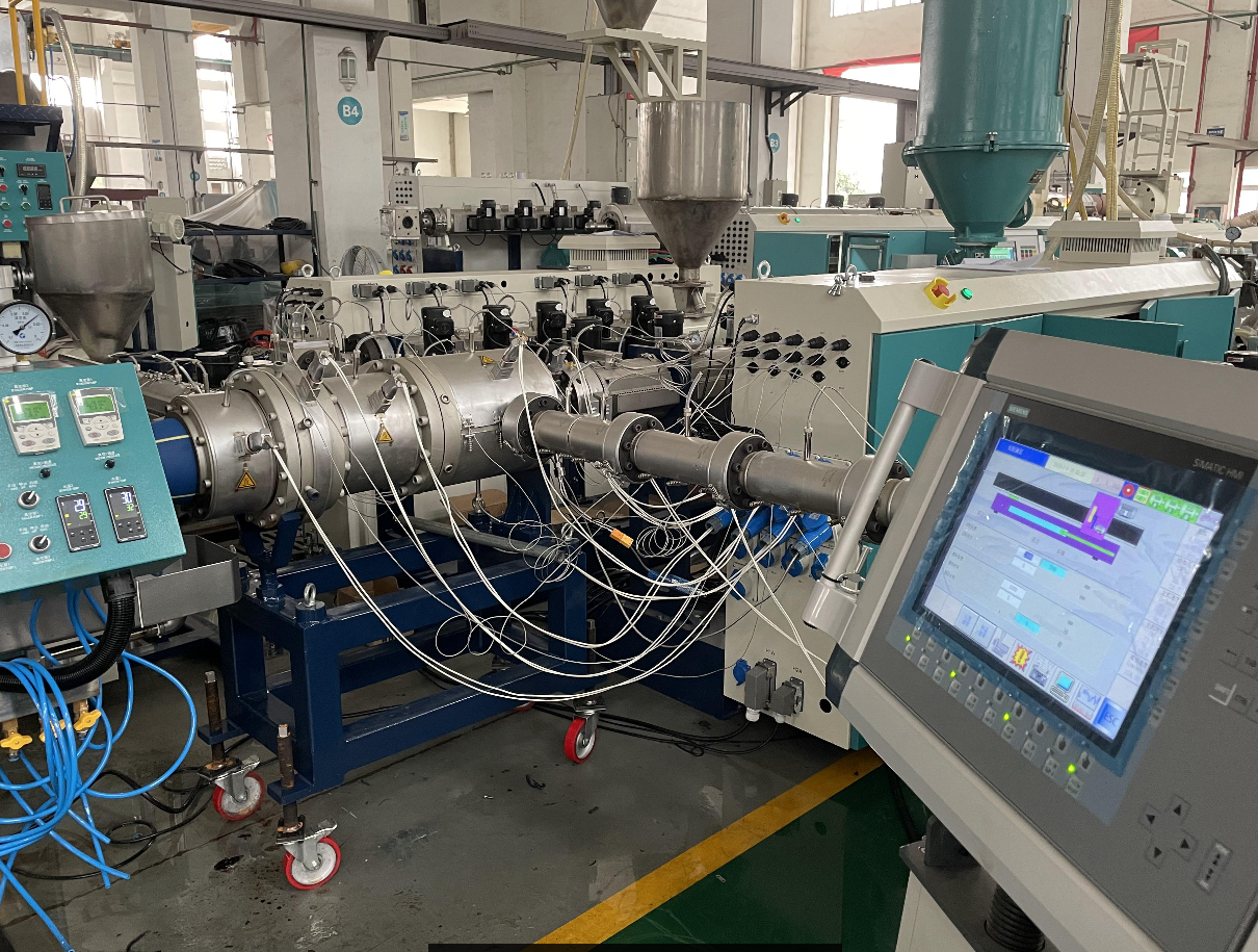 What to do when there is no vacuum in the production of PE three-layer co-extrusion pipe equipment